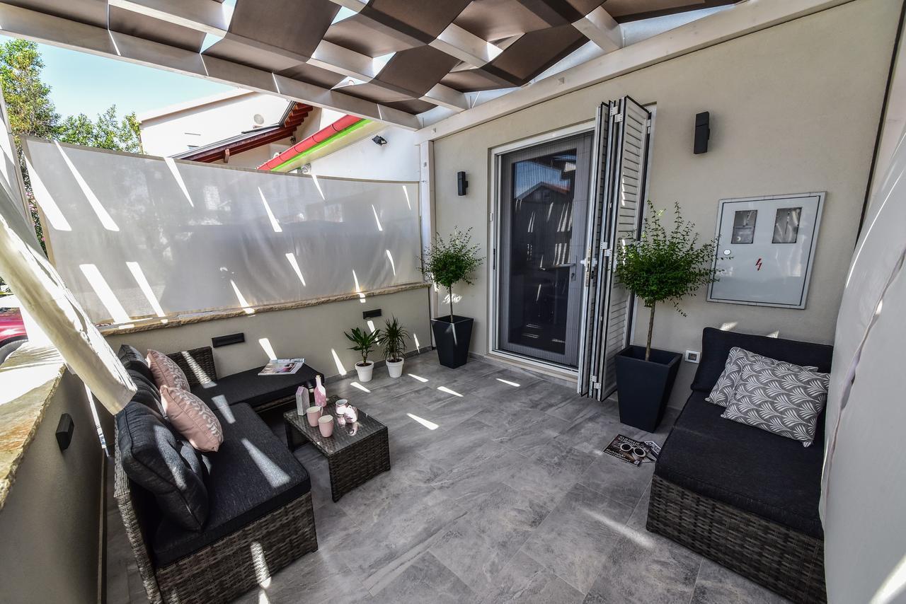 Apartament Tyra Delux Zadar Zewnętrze zdjęcie